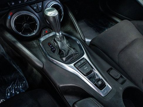 Used 2022 Chevrolet Camaro LT image 46