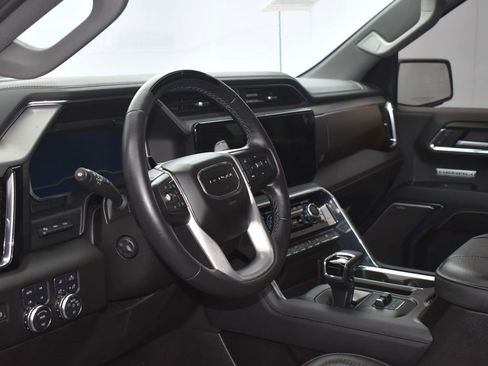 Used 2024 GMC Sierra 1500 Denali image 5