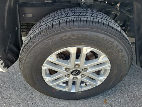 Used 2024 Toyota Tundra SR5 w/ SR5 Premium Package AWD/4WD image 8