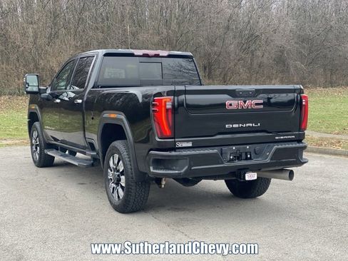 Used 2024 GMC Sierra 2500 Denali w/ Denali Reserve Package image 5