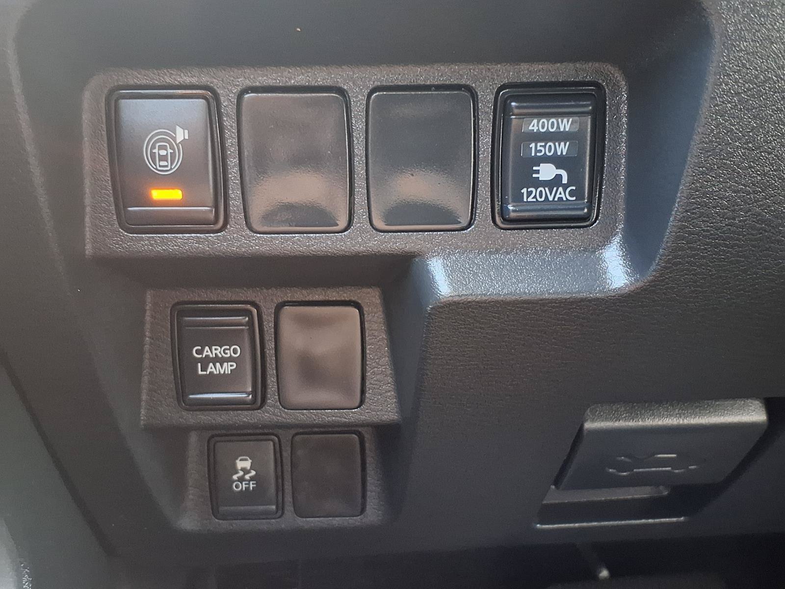 Used 2024 Nissan Frontier SV w/ SV Convenience Package RWD image 18