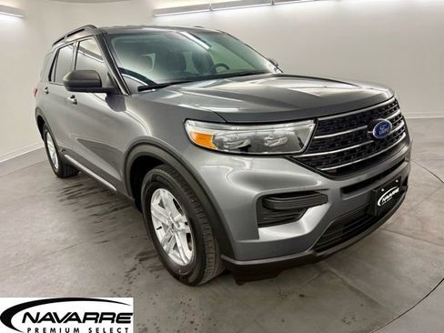 Used 2021 Ford Explorer XLT image 1