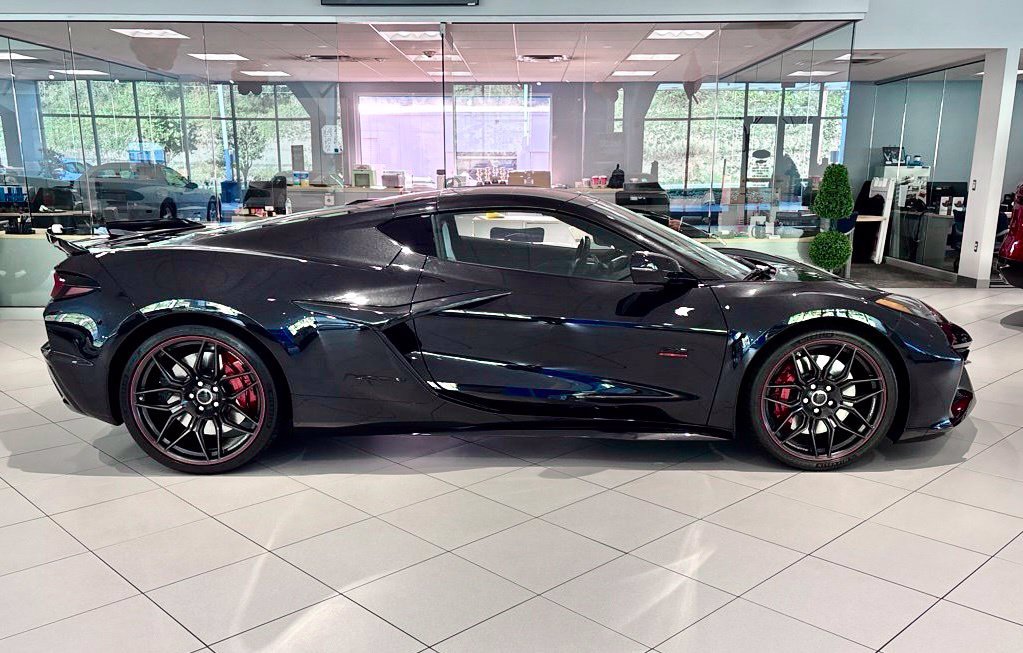 Certified 2023 Chevrolet Corvette Z06 RWD image 6