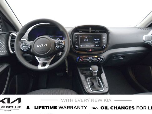 New 2025 Kia Soul LX image 17