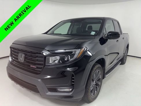 Used 2023 Honda Ridgeline Sport image 1
