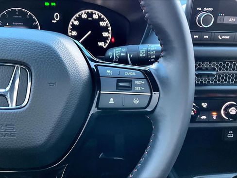 Used 2024 Honda HR-V Sport image 25