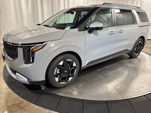 New 2026 Kia Carnival EX FWD image 1