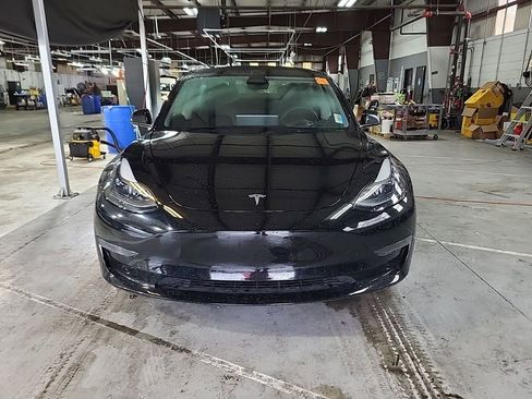 Used 2023 Tesla Model 3 Standard Range RWD image 2