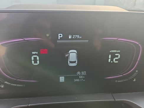 Used 2025 Kia Telluride S image 2