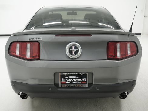 Used 2012 Ford Mustang Premium RWD image 5