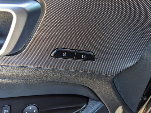 Certified 2025 Kia Sportage SX image 22