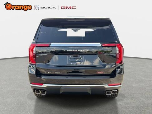 New 2026 GMC Yukon XL Denali w/ Denali Reserve Package AWD/4WD image 4