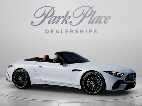 Used 2022 Mercedes-Benz SL 63 AMG 4MATIC image 29