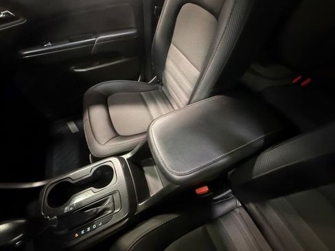 Used 2022 GMC Canyon AT4 image 85