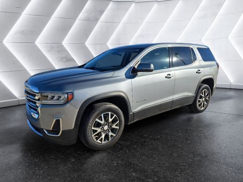 Used 2023 GMC Acadia SLE image 1