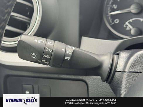 Used 2023 Toyota Tacoma TRD Off-Road image 20