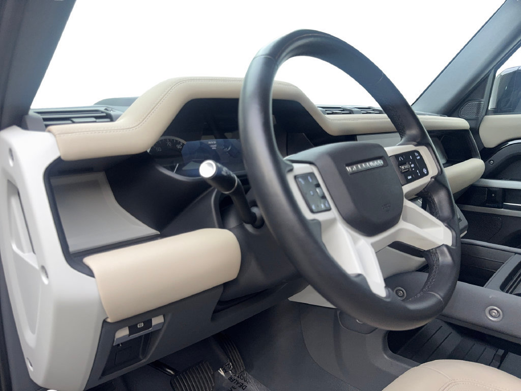 Used 2023 Land Rover Defender 110 SE AWD/4WD image 52