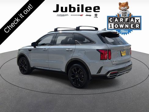 Used 2023 Kia Sorento SX AWD/4WD image 4