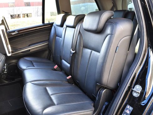 Used 2010 Mercedes-Benz GL 450 4MATIC image 14