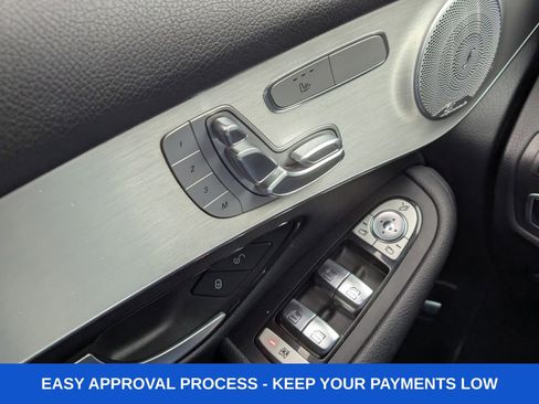 Used 2019 Mercedes-Benz GLC 300 4MATIC w/ Premium Package image 34