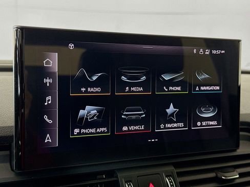 Certified 2023 Audi Q5 2.0T Premium Plus w/ Premium Plus Package AWD/4WD image 17
