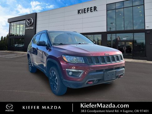 Used 2021 Jeep Compass Trailhawk w/ Sun and Sound Group AWD/4WD image 1