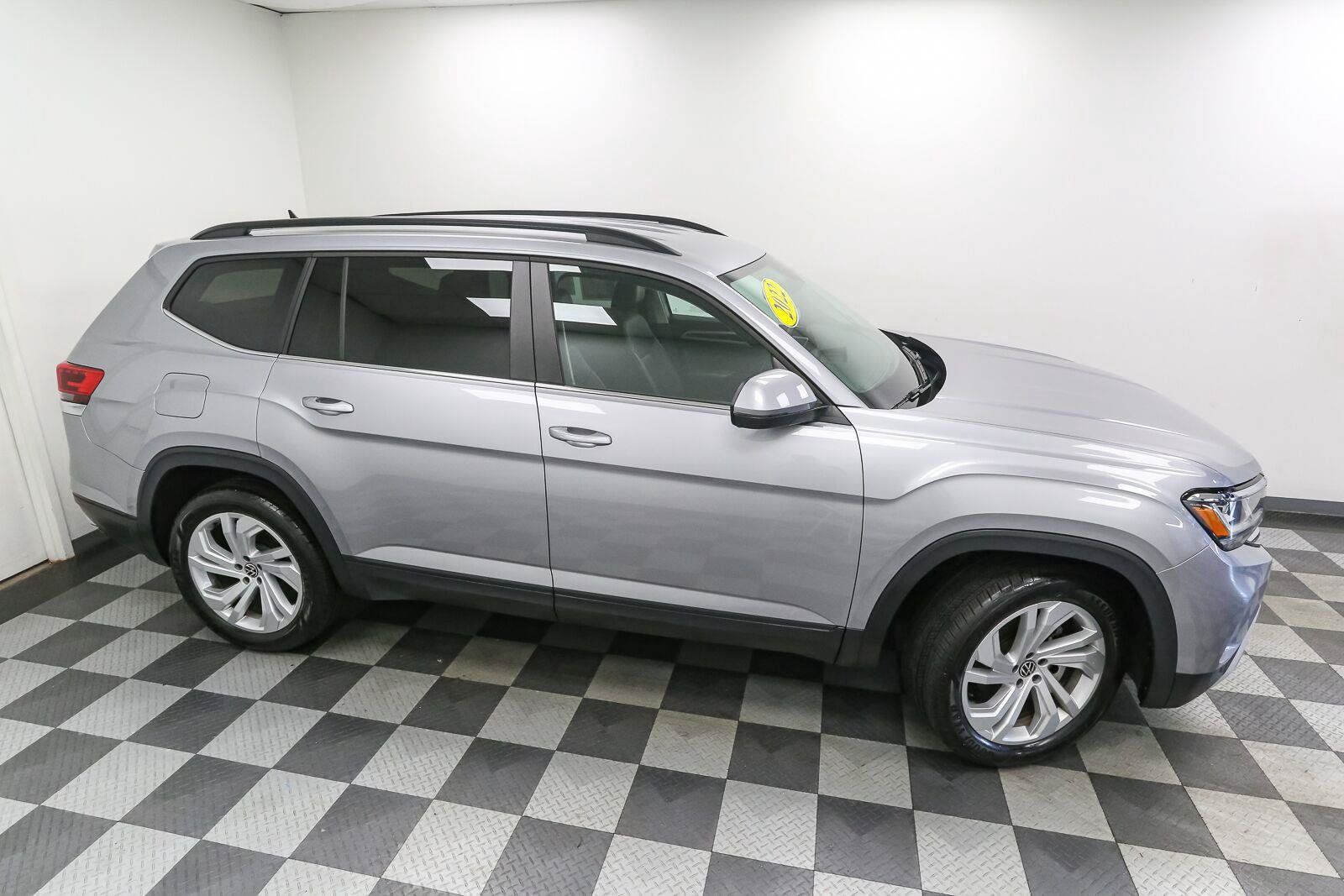 Certified 2022 Volkswagen Atlas SE AWD/4WD image 6