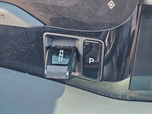 Used 2023 Porsche Taycan image 12