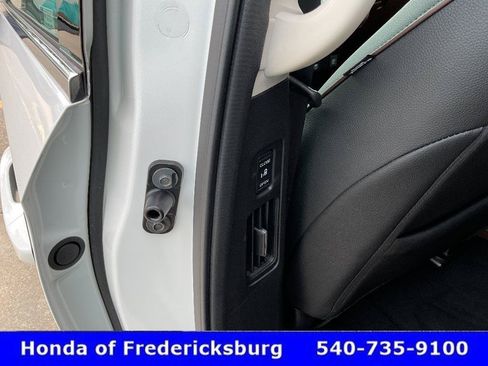 Certified 2026 Honda Odyssey Touring image 16
