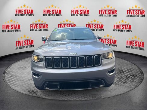Used 2018 Jeep Grand Cherokee Limited RWD image 2
