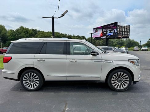 Used 2020 Lincoln Navigator Reserve w/ Luxury Package AWD/4WD image 10