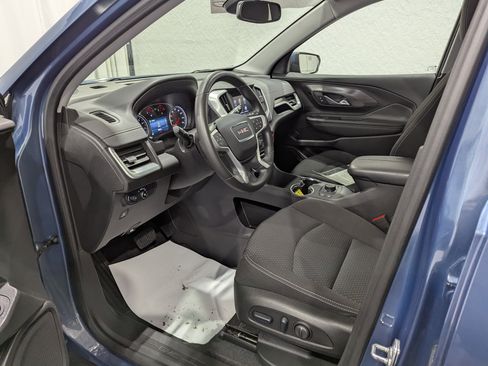Used 2024 GMC Terrain SLE w/ Driver Convenience Package AWD/4WD image 13
