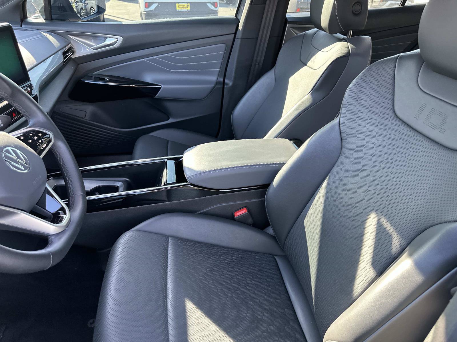 Certified 2023 Volkswagen ID.4 Pro S AWD/4WD image 22