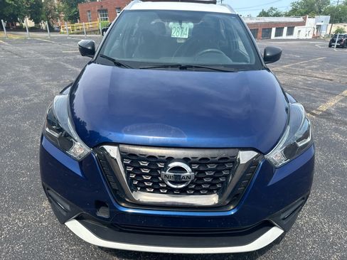 Used 2019 Nissan Kicks SR FWD image 3