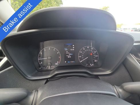 Used 2024 Toyota Corolla LE image 25