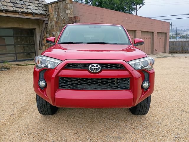 Used 2016 Toyota 4Runner SR5 RWD image 3