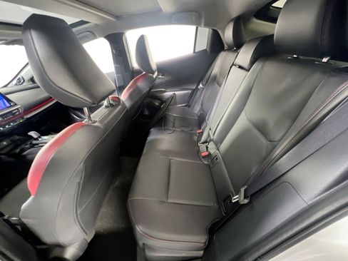 Used 2024 Toyota Prius Prime Premium image 24