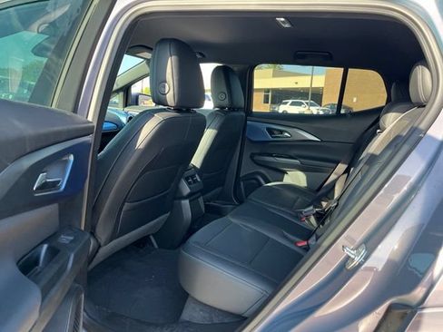 Used 2024 Chevrolet Equinox EV LT FWD image 12