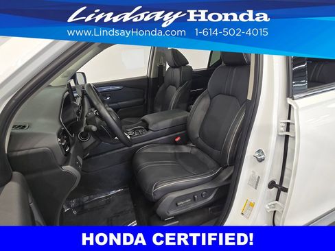 Certified 2025 Honda Pilot Elite image 12