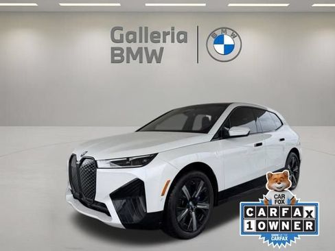 Used 2024 BMW iX xDrive50 w/ Premium Package AWD/4WD image 1