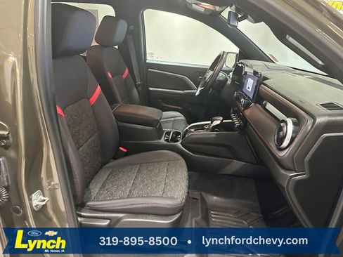 Used 2024 Chevrolet Colorado Z71 w/ Z71 Convenience Package 2 AWD/4WD image 6