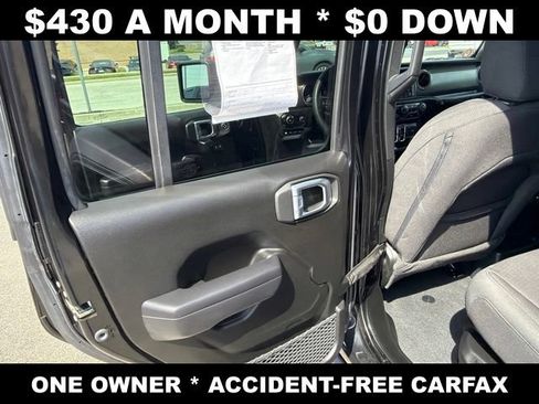 Used 2023 Jeep Wrangler Unlimited w/ Cold Weather Group AWD/4WD image 38