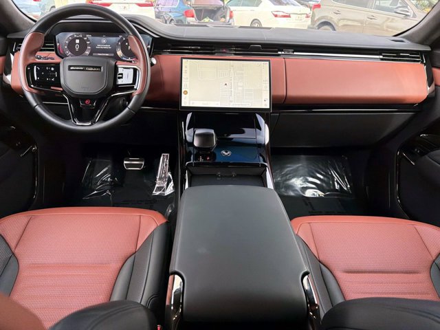 Used 2025 Land Rover Range Rover Sport SV Edition Two AWD/4WD image 12