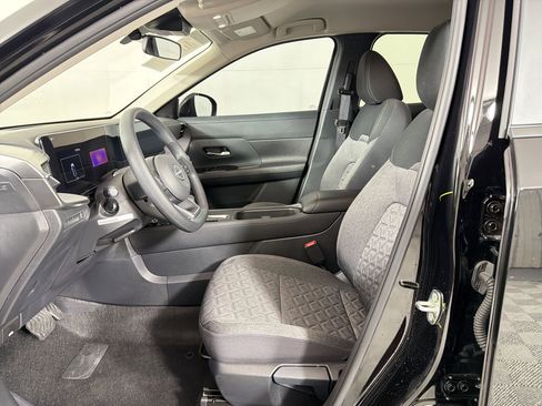 Used 2026 Nissan Kicks SV FWD image 5