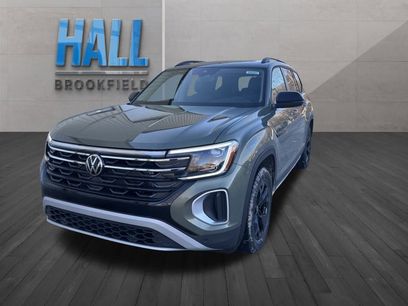 New 2026 Volkswagen Atlas Peak Edition