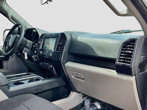Used 2017 Ford F150 XL w/ Equipment Group 101A Mid AWD/4WD image 27