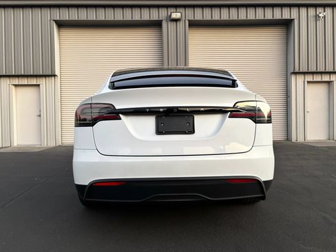 Used 2024 Tesla Model X AWD/4WD image 7