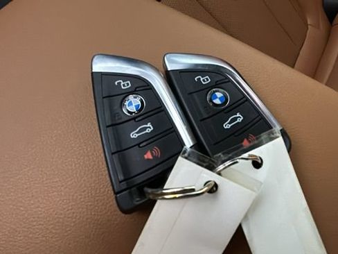 Used 2023 BMW X3 xDrive30i w/ Premium Package AWD/4WD image 19