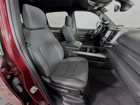 Used 2023 RAM 1500 Big Horn AWD/4WD image 29