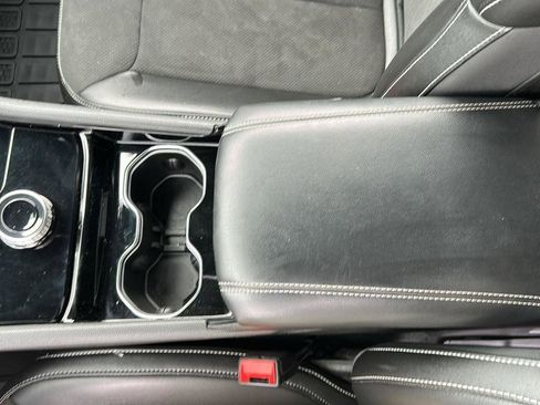 Used 2023 Jeep Grand Cherokee L Altitude image 19